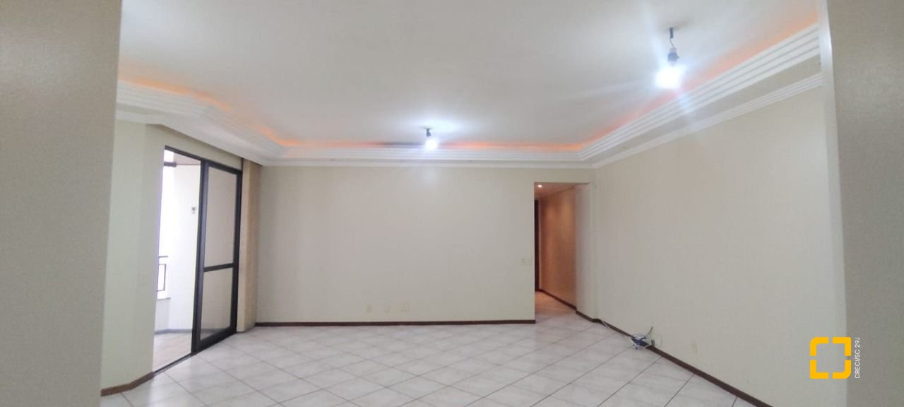 Apartamento com 134m², 4 quartos (sendo 1 suíte), 1 garagem, no bairro Agronômica em Florianópolis