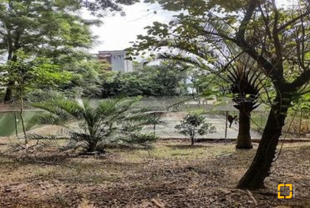 Apartamento com 134m², 4 quartos (sendo 1 suíte), 1 garagem, no bairro Agronômica em Florianópolis