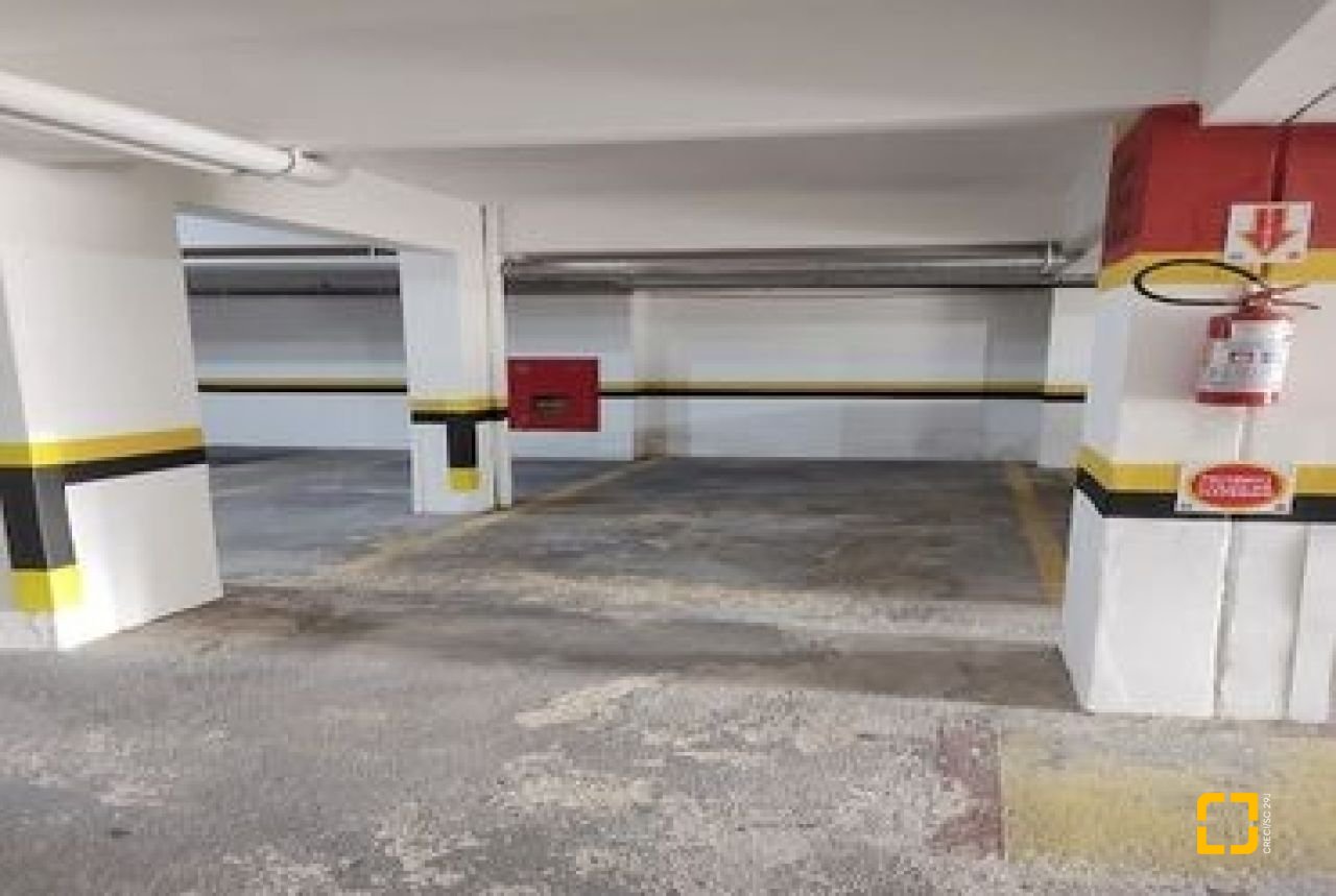 Apartamento com 134m², 3 quartos (sendo 1 suíte), 1 garagem, no bairro Agronômica em Florianópolis