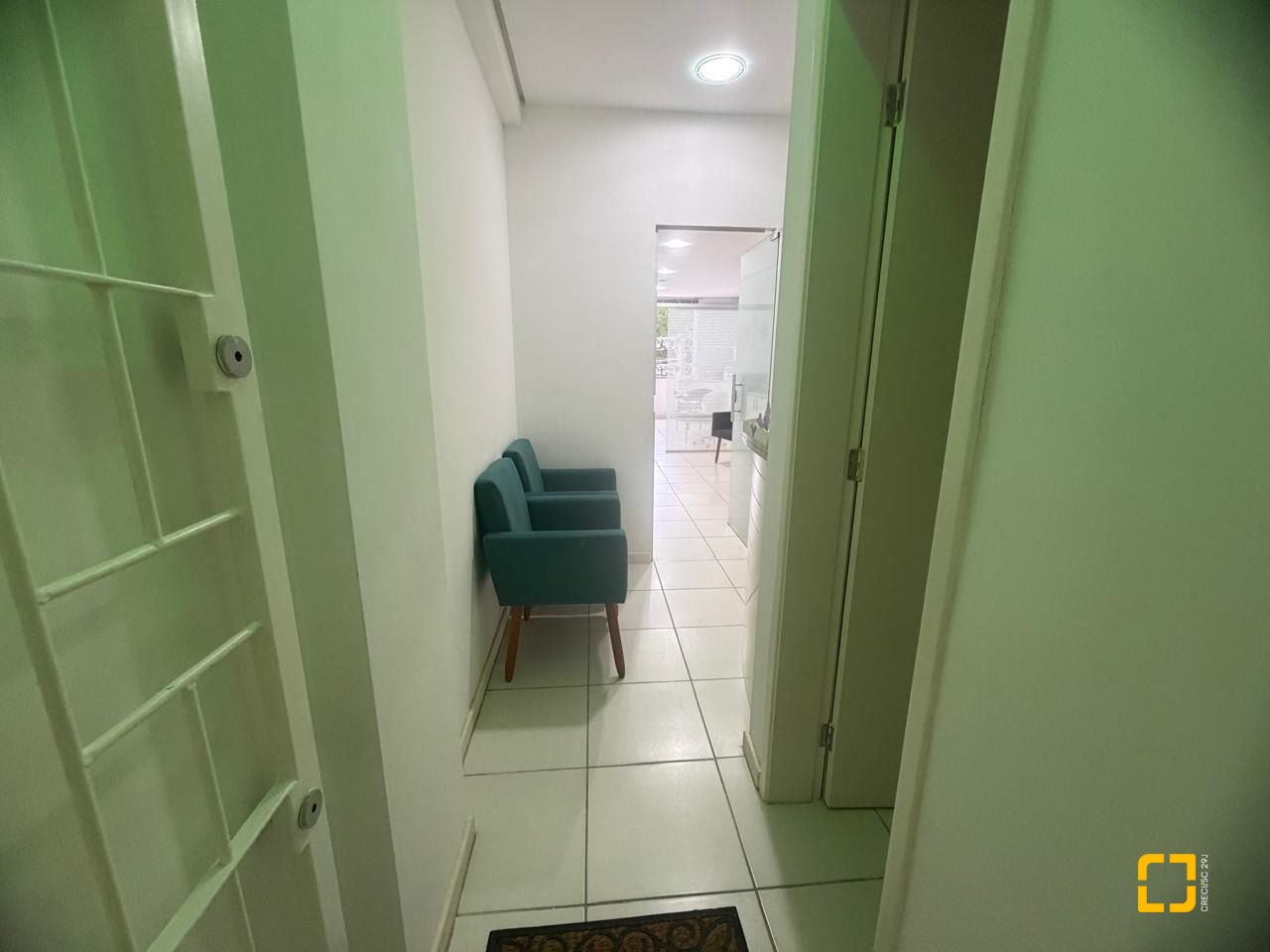 Sala com 37m², 1 garagem, no bairro Córrego Grande em Florianópolis