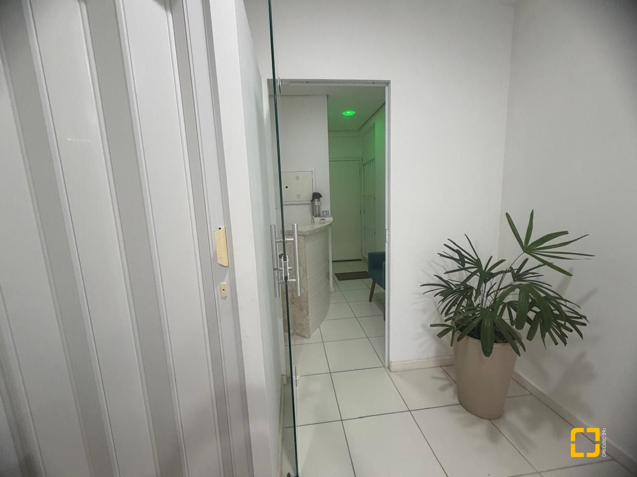 Sala com 37m², 1 garagem, no bairro Córrego Grande em Florianópolis