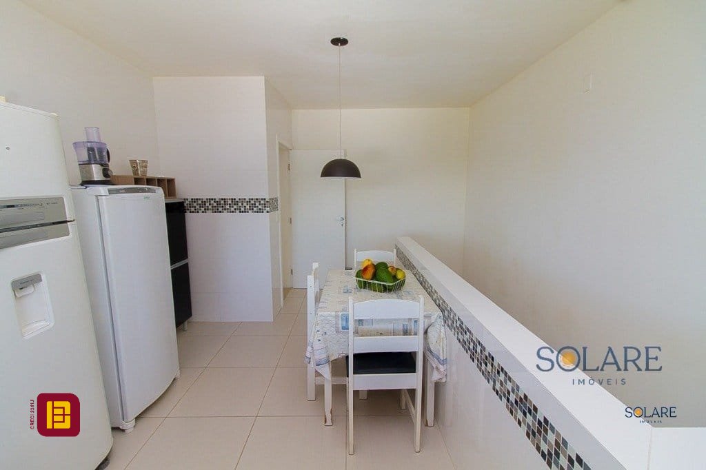 Hotel com 376m², 10 quartos (sendo 3 suítes), no bairro Córrego Grande em Florianópolis