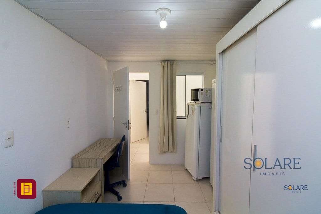 Hotel com 376m², 10 quartos (sendo 3 suítes), no bairro Córrego Grande em Florianópolis