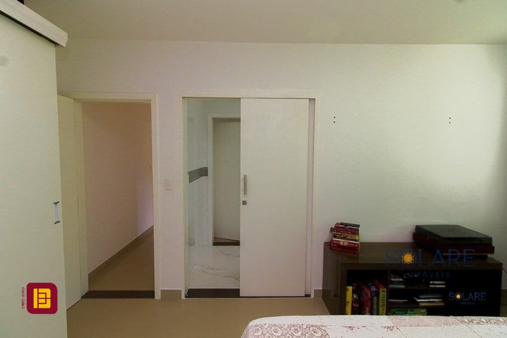 Hotel com 376m², 10 quartos (sendo 3 suítes), no bairro Córrego Grande em Florianópolis