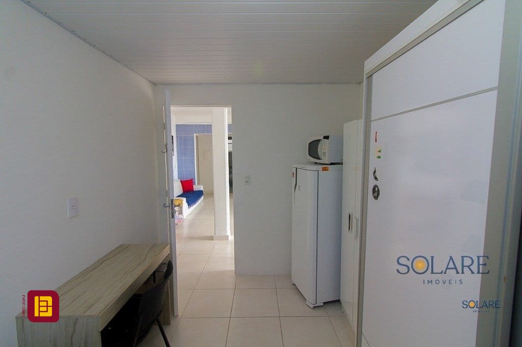 Hotel com 376m², 10 quartos (sendo 3 suítes), no bairro Córrego Grande em Florianópolis
