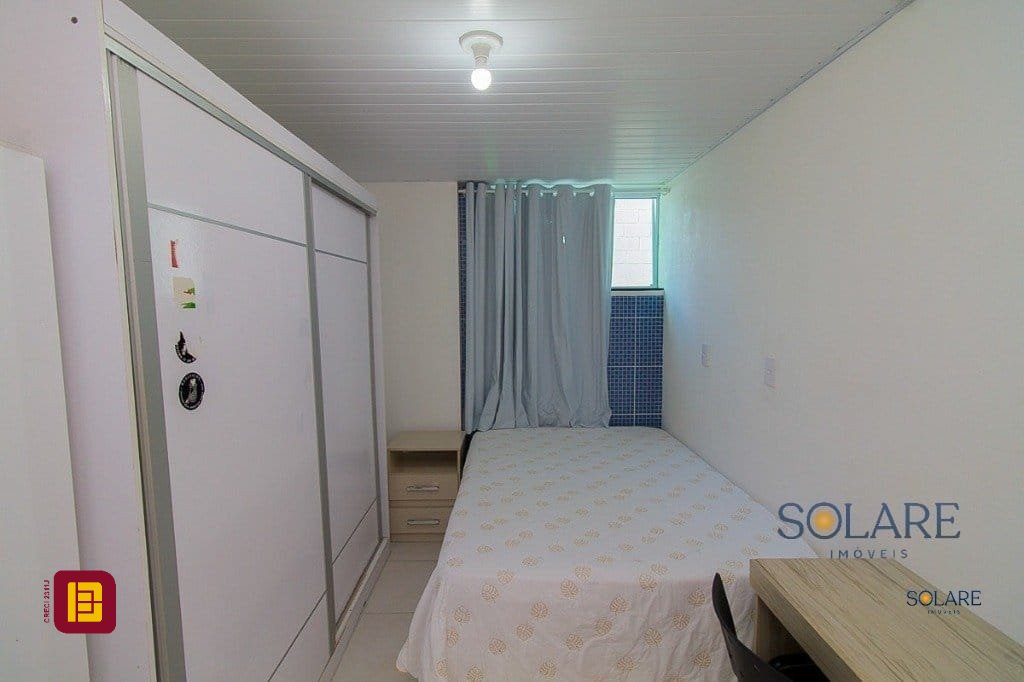Hotel com 376m², 10 quartos (sendo 3 suítes), no bairro Córrego Grande em Florianópolis