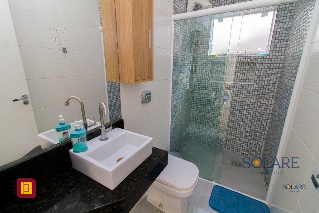 Hotel com 376m², 10 quartos (sendo 3 suítes), no bairro Córrego Grande em Florianópolis