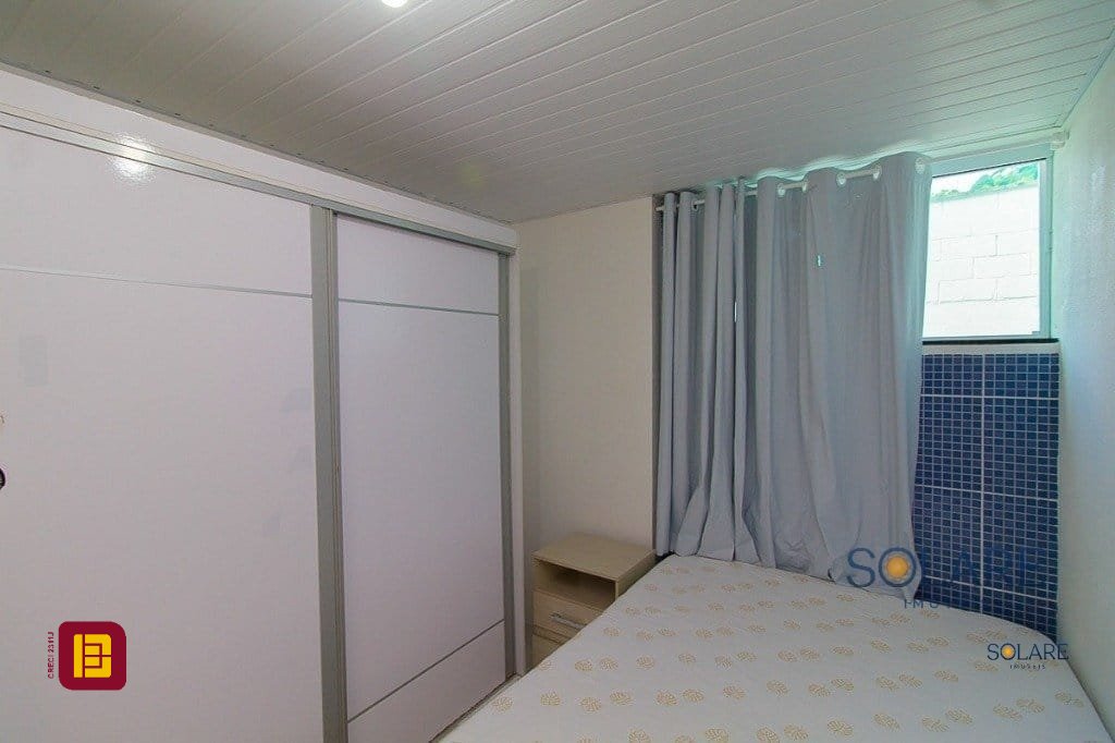 Hotel com 376m², 10 quartos (sendo 3 suítes), no bairro Córrego Grande em Florianópolis