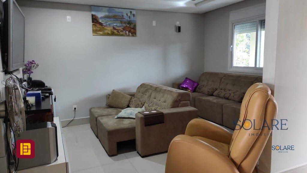 Casa de Condomínio com 542m², 9 quartos (sendo 3 suítes), 4 garagens, no bairro Cacupé em Florianópolis