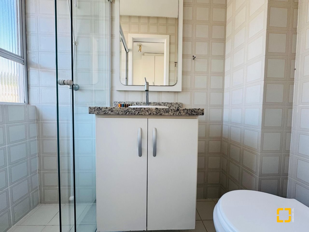 Apartamento com 119m², 4 quartos (sendo 1 suíte), 1 garagem, no bairro Centro em Florianópolis