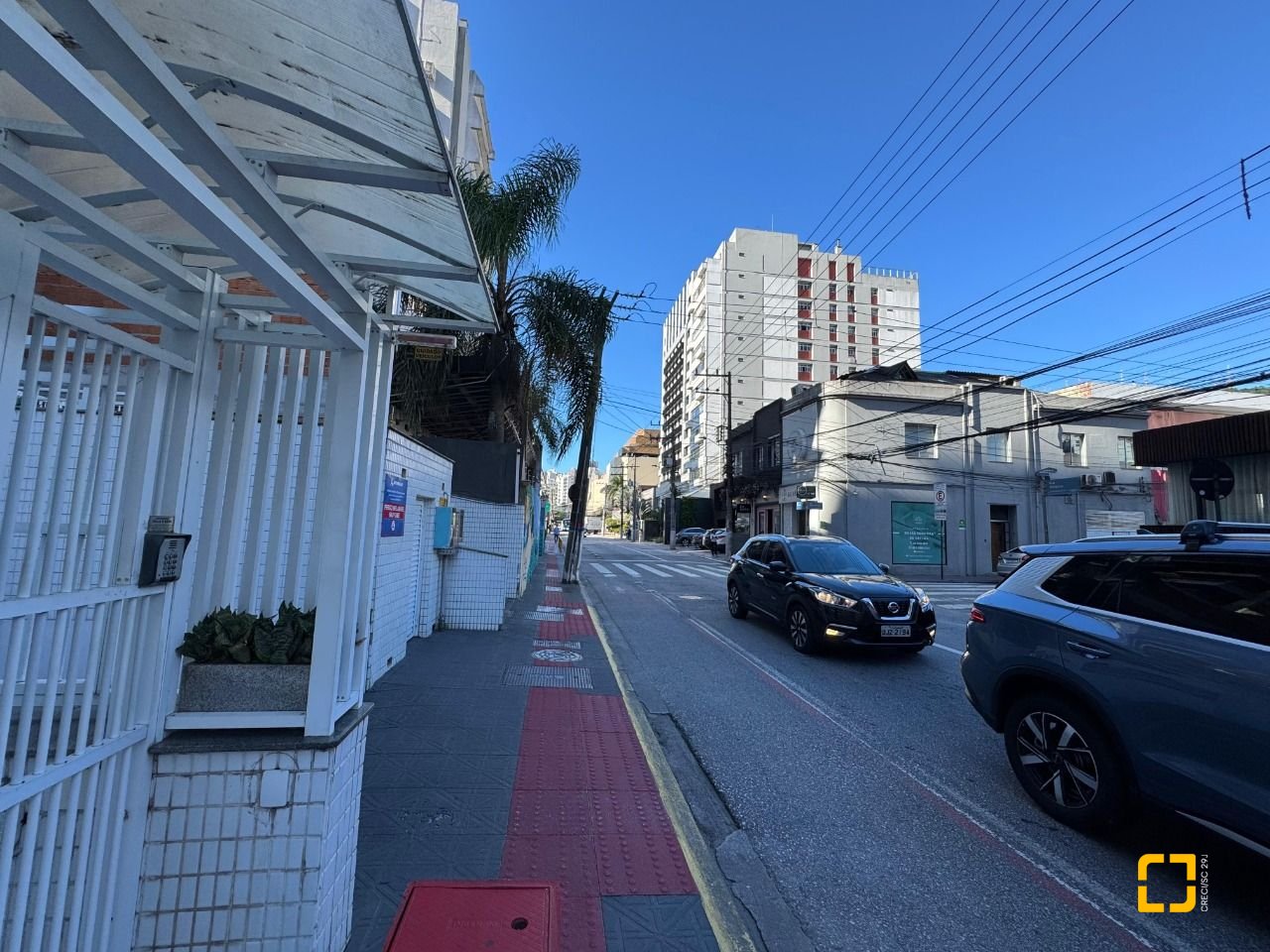 Apartamento com 119m², 4 quartos (sendo 1 suíte), 1 garagem, no bairro Centro em Florianópolis