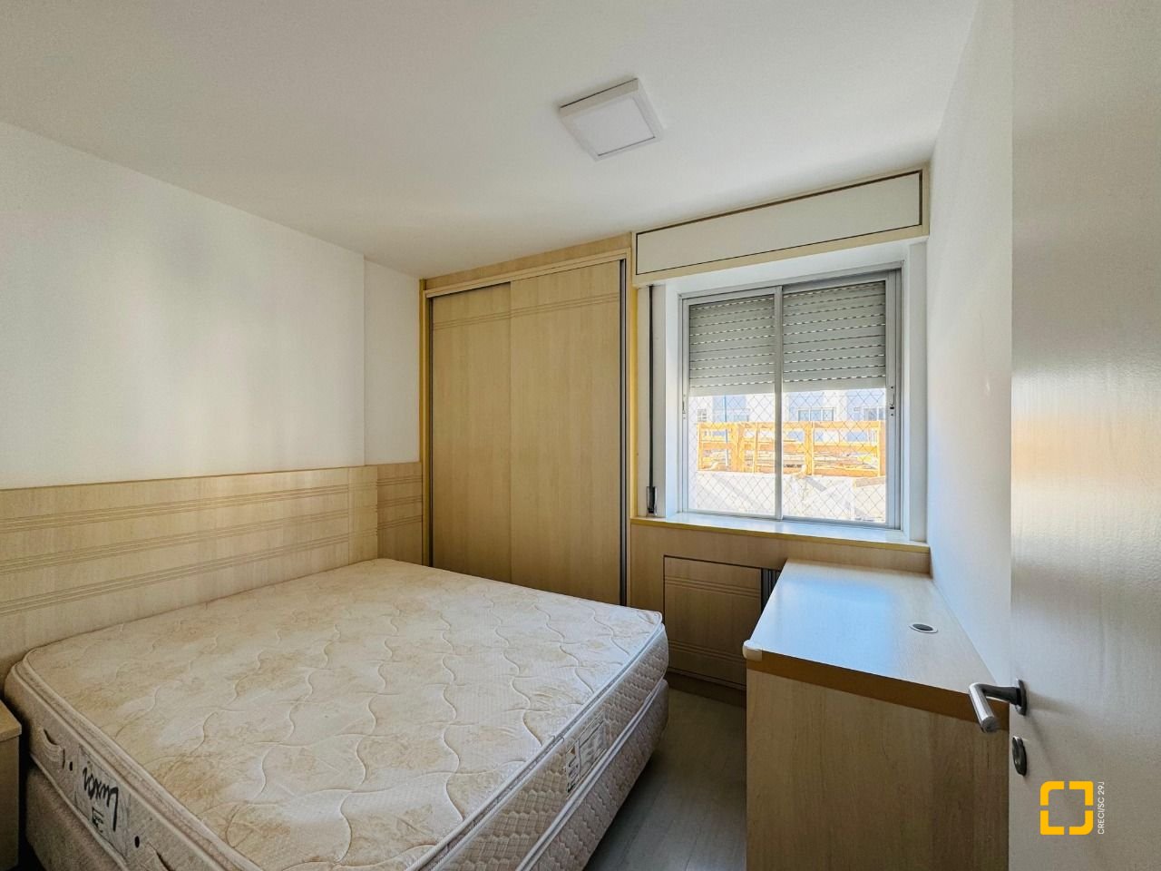 Apartamento com 119m², 4 quartos (sendo 1 suíte), 1 garagem, no bairro Centro em Florianópolis