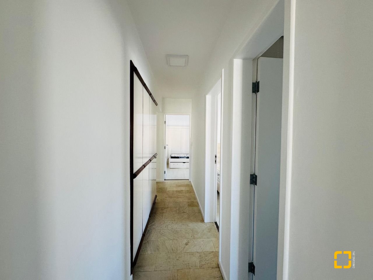 Apartamento com 119m², 4 quartos (sendo 1 suíte), 1 garagem, no bairro Centro em Florianópolis