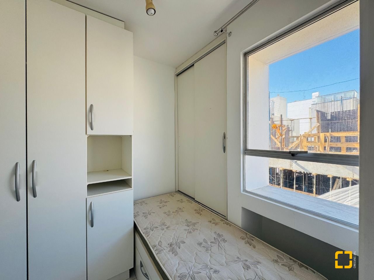 Apartamento com 119m², 4 quartos (sendo 1 suíte), 1 garagem, no bairro Centro em Florianópolis