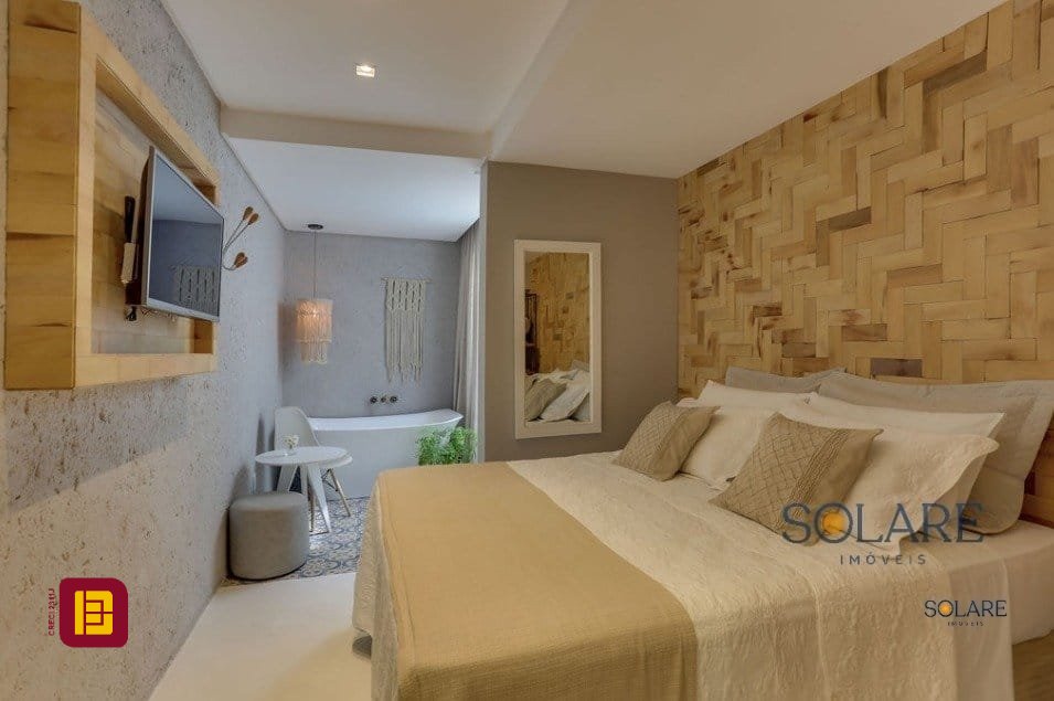 Hotel com 350m², 10 quartos (sendo 10 suítes), no bairro Canasvieiras em Florianópolis