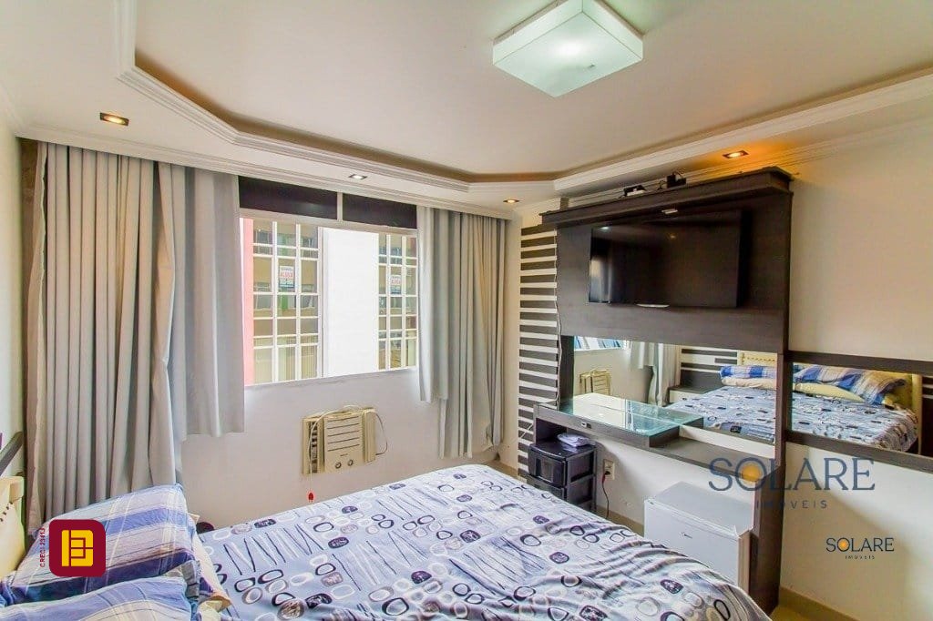 Apartamento com 58m², 2 quartos, no bairro Centro em Florianópolis