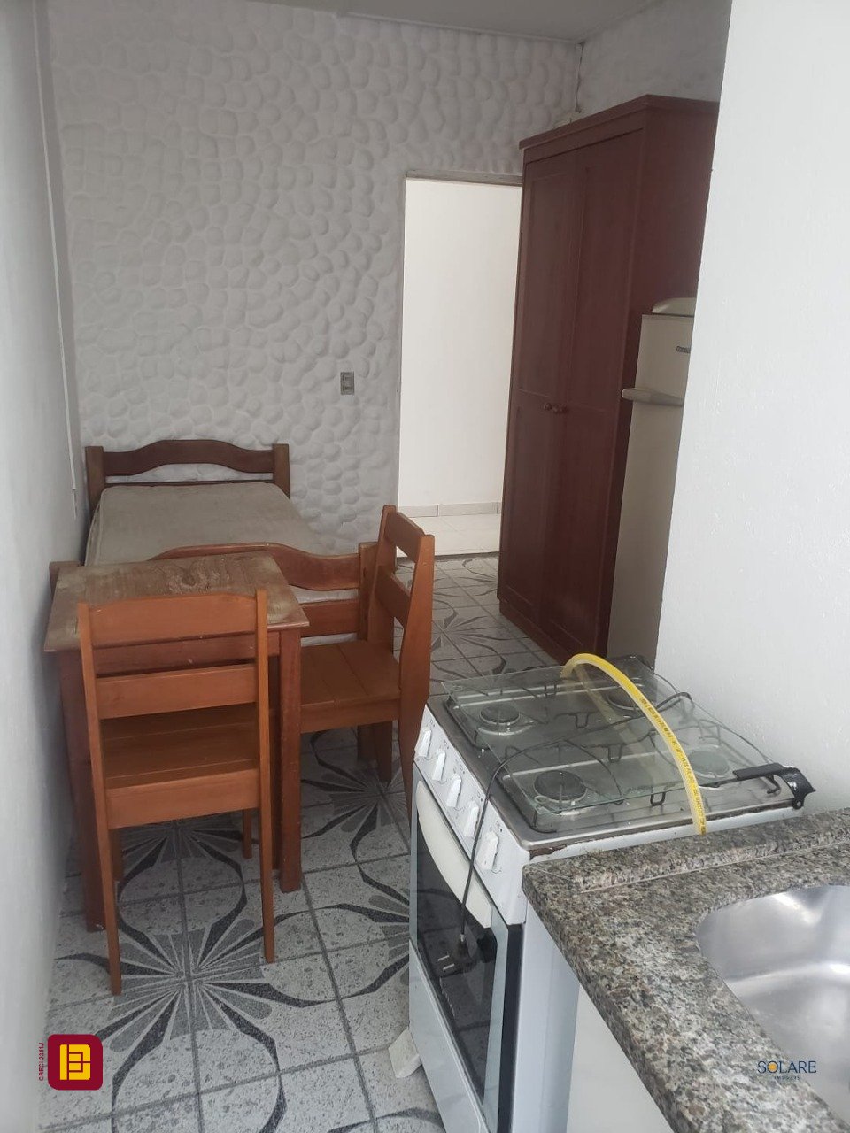 Casa com 700m², 2 garagens, no bairro Trindade em Florianópolis