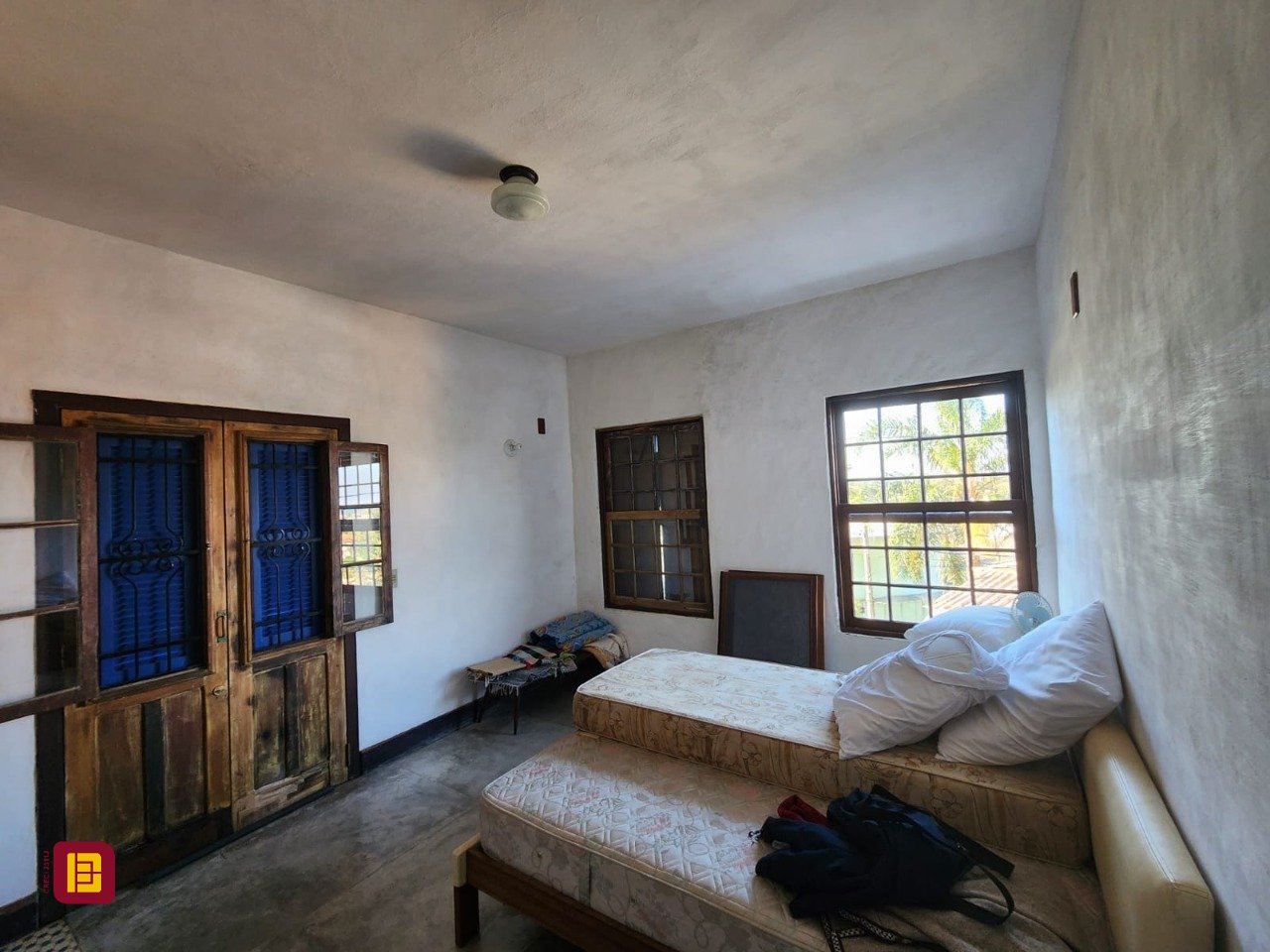Casa com 130m², 2 quartos, 1 garagem, no bairro Morro das Pedras em Florianópolis