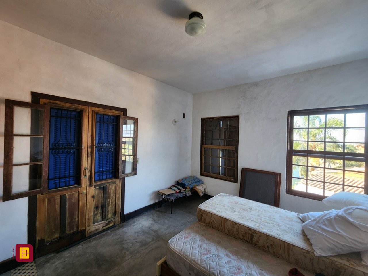 Casa com 130m², 2 quartos, 1 garagem, no bairro Morro das Pedras em Florianópolis