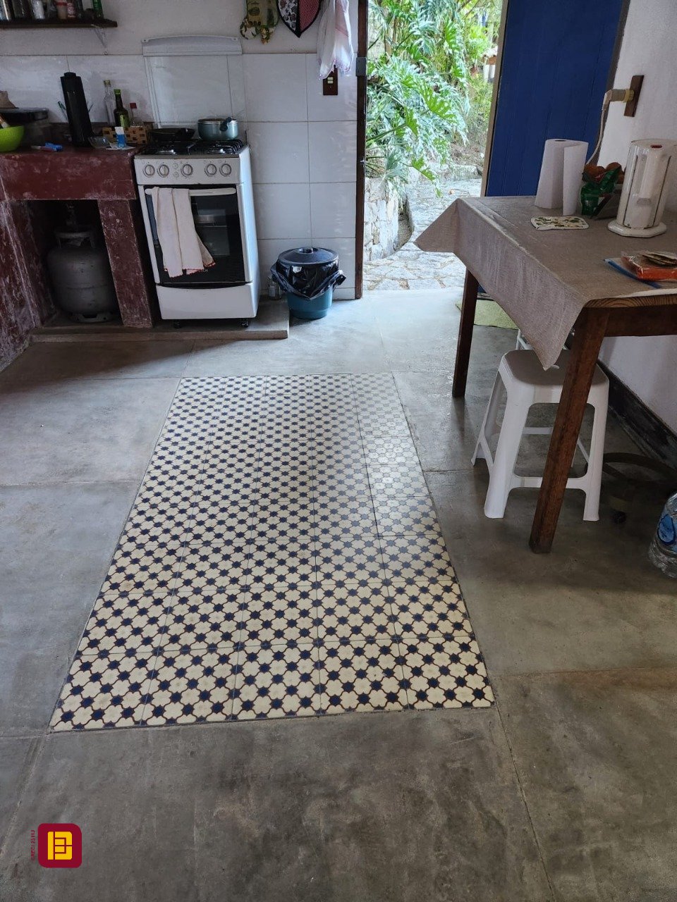 Casa com 130m², 2 quartos, 1 garagem, no bairro Morro das Pedras em Florianópolis