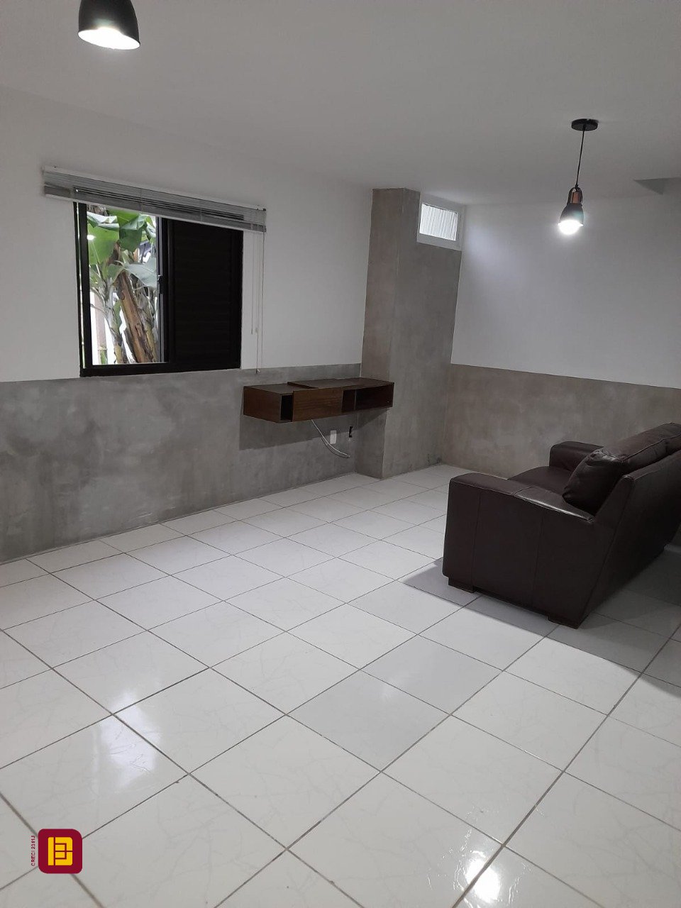 Casa com 134m², 1 garagem, no bairro Trindade em Florianópolis