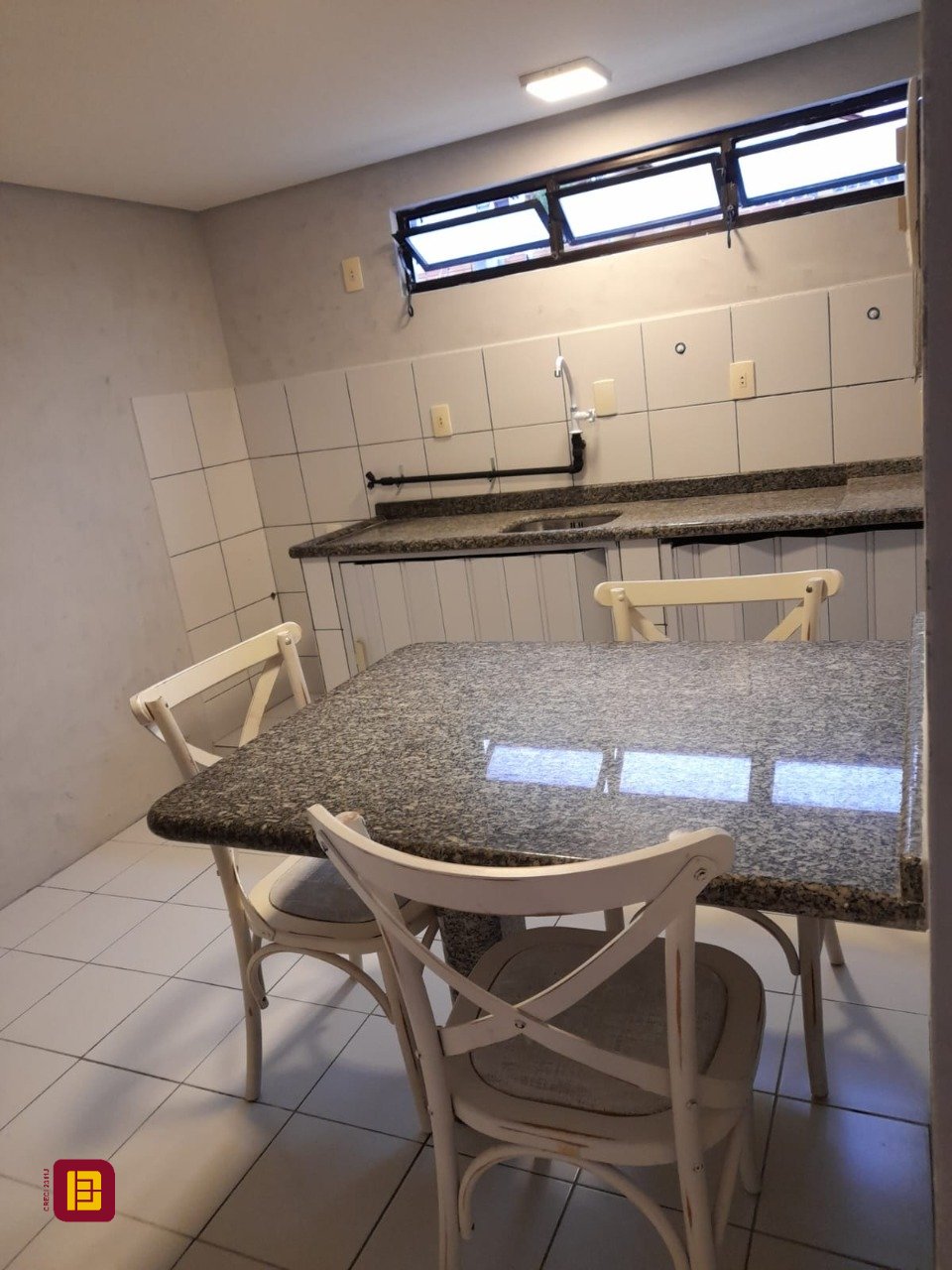 Casa com 134m², 1 garagem, no bairro Trindade em Florianópolis