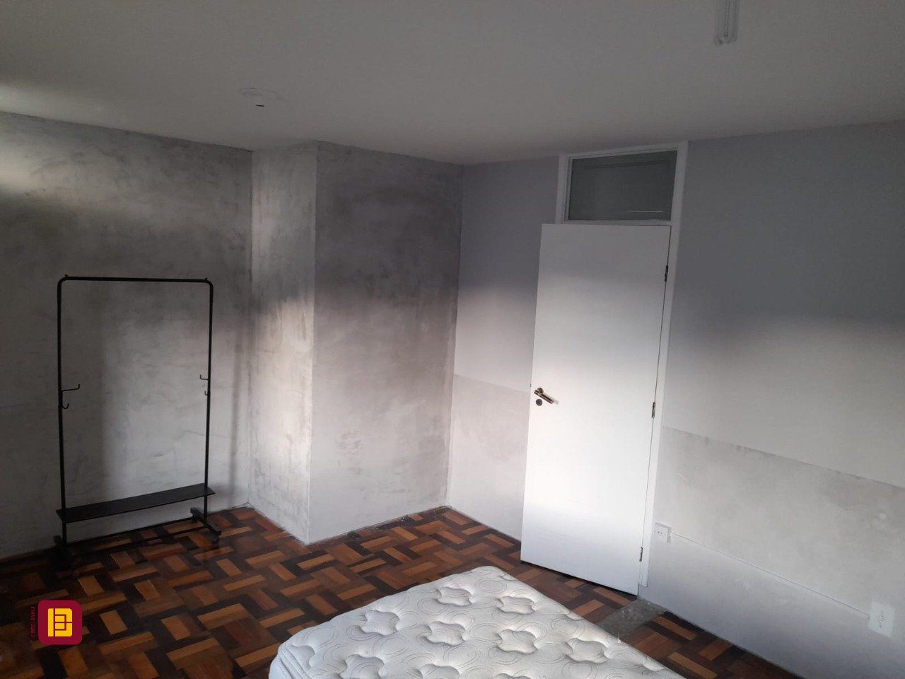Casa com 134m², 1 garagem, no bairro Trindade em Florianópolis