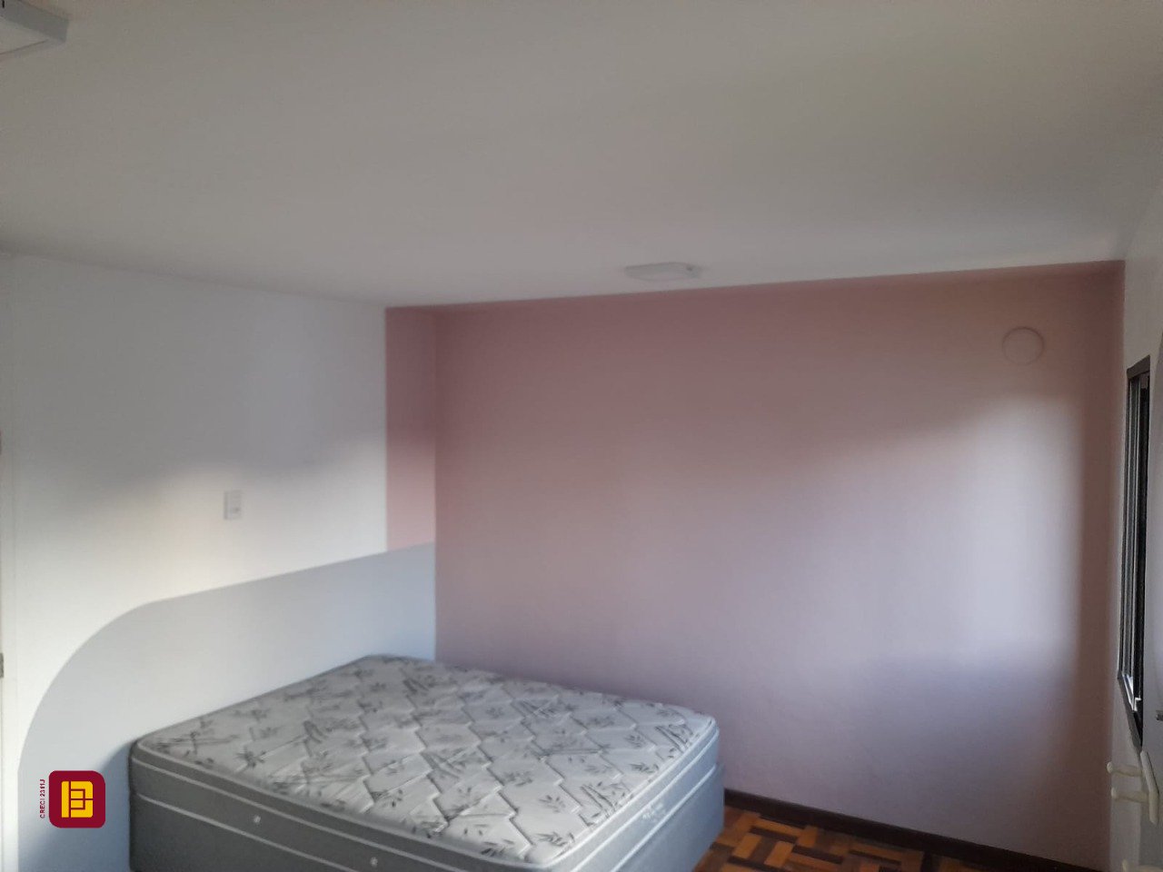 Casa com 134m², 1 garagem, no bairro Trindade em Florianópolis