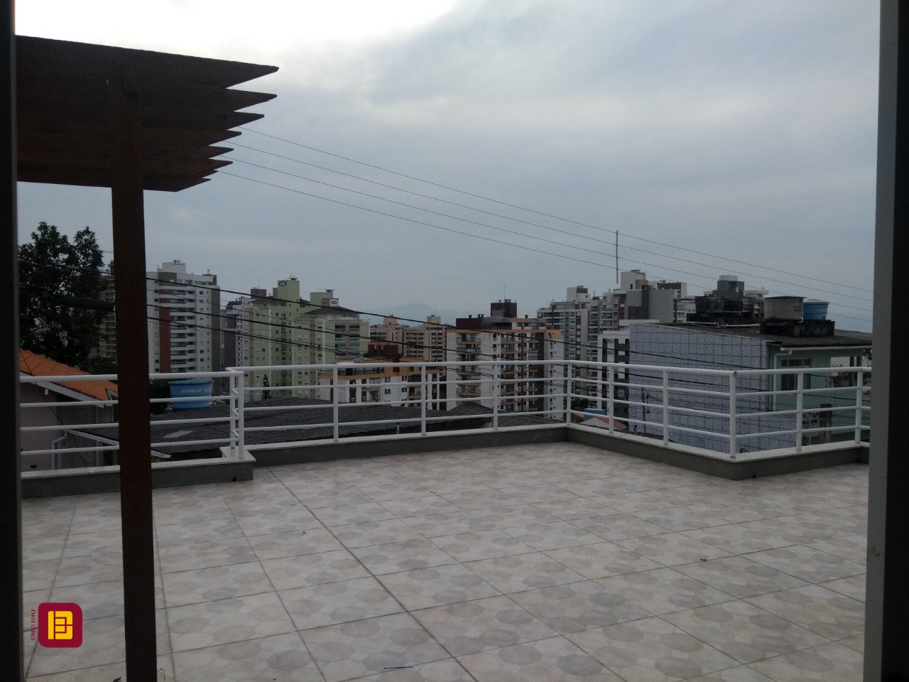 Casa com 139m², 3 quartos (sendo 1 suíte), 1 garagem, no bairro Agronômica em Florianópolis