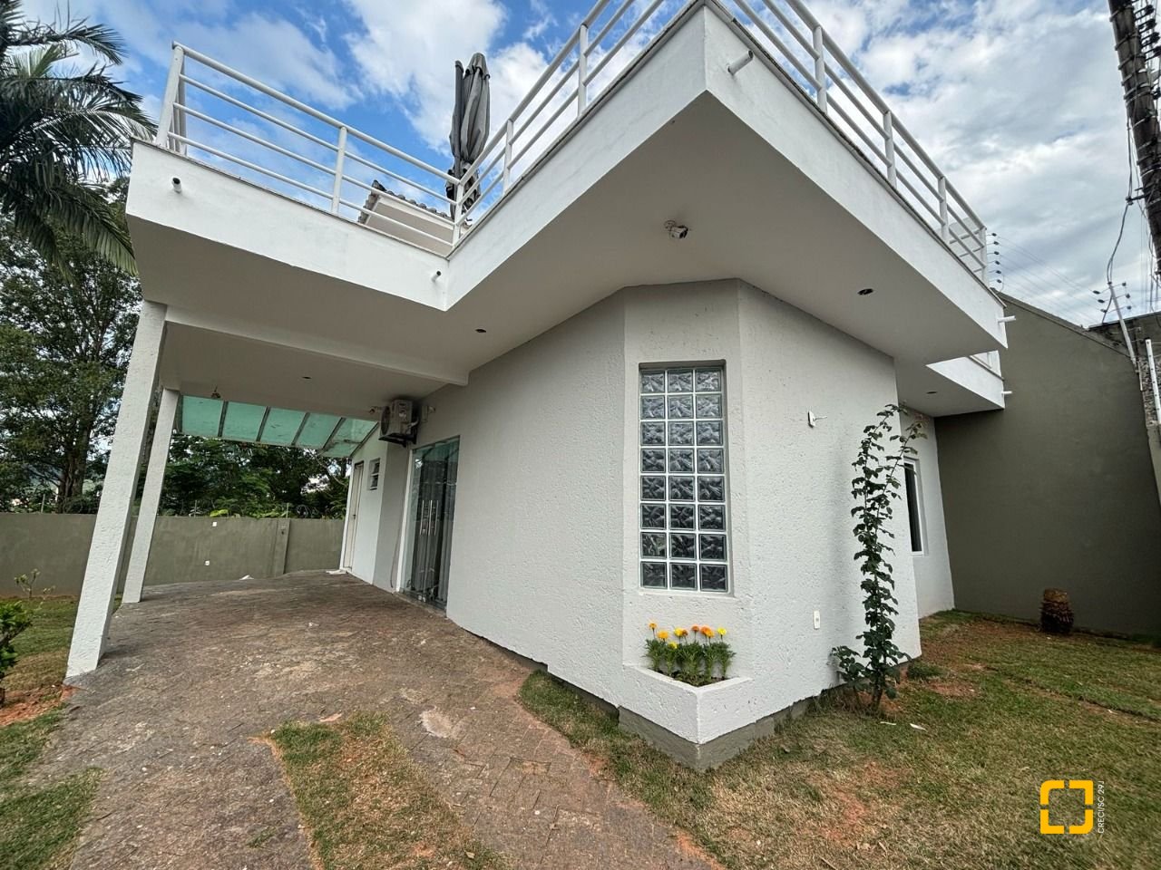 Casa com 139m², 3 quartos (sendo 1 suíte), 1 garagem, no bairro Agronômica em Florianópolis
