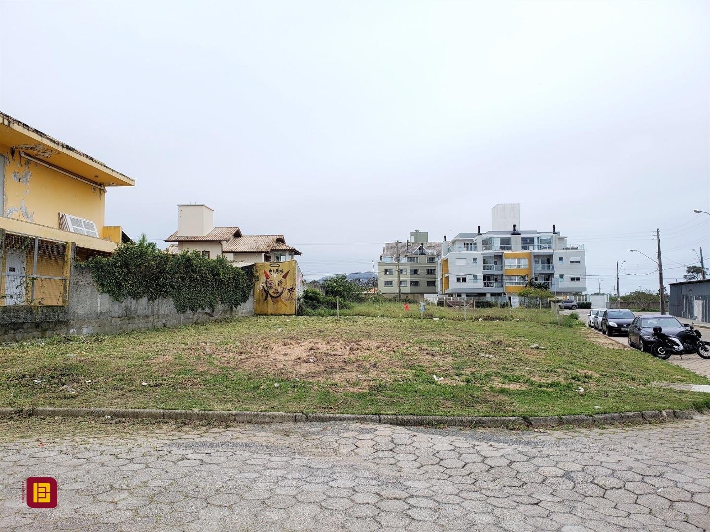 Terreno com 533m², no bairro Campeche em Florianópolis