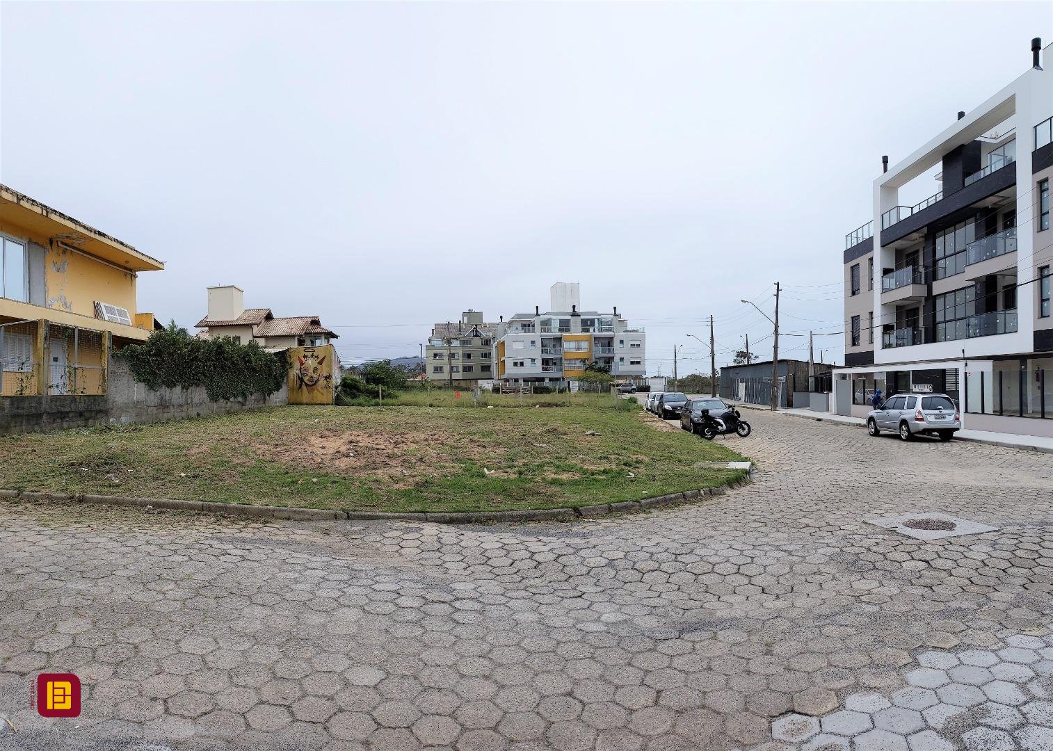 Terreno com 533m², no bairro Campeche em Florianópolis