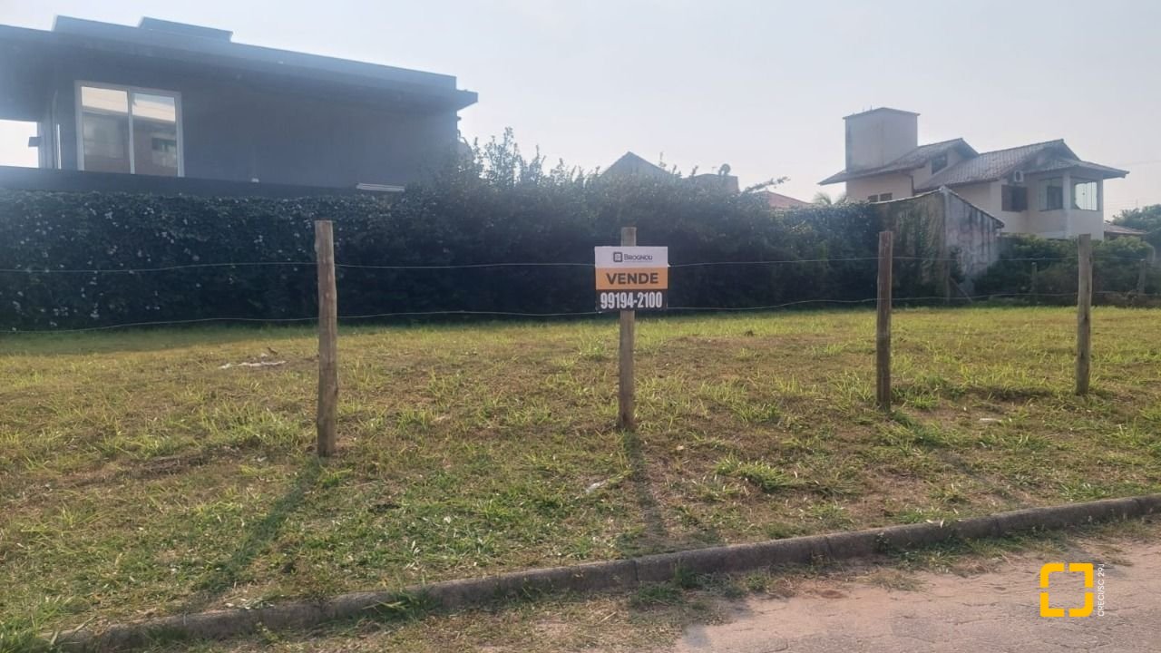 Terreno com 533m², no bairro Campeche em Florianópolis