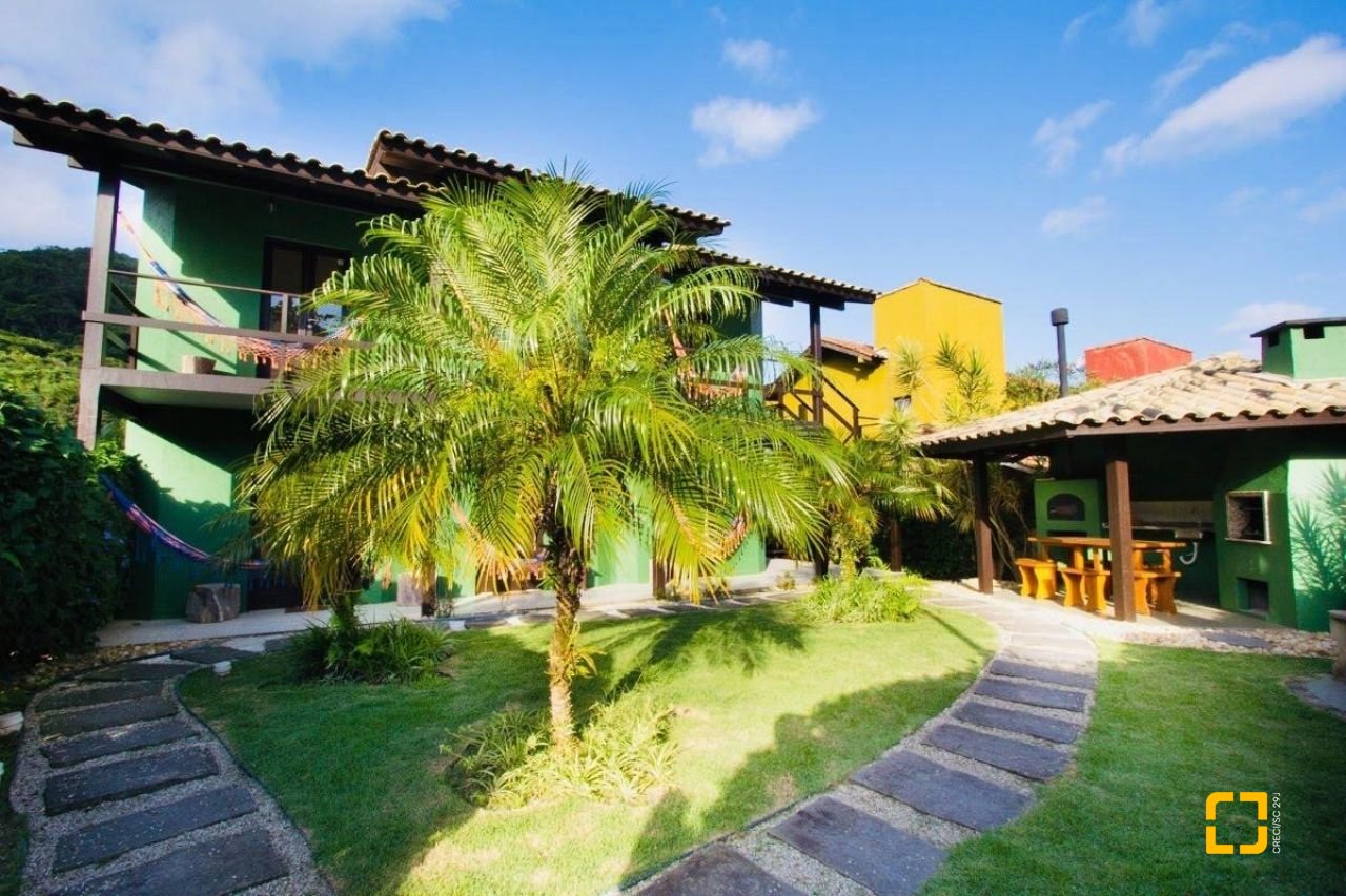 Hotel com 590m², 16 garagens, no bairro Rio Tavares em Florianópolis