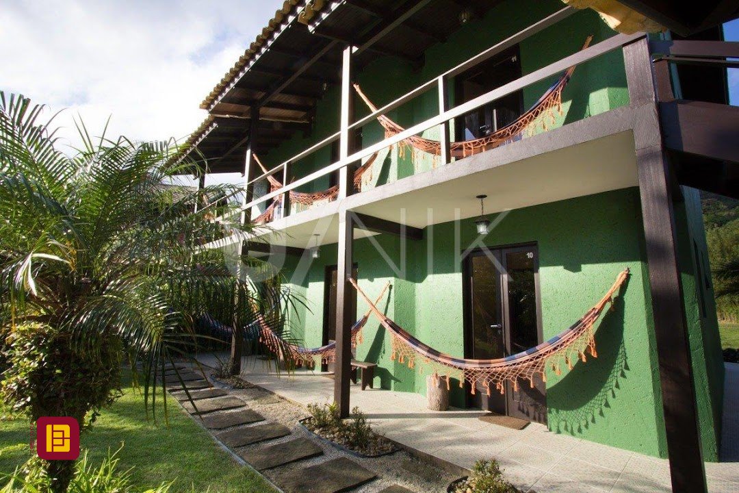 Hotel com 590m², 16 garagens, no bairro Rio Tavares em Florianópolis