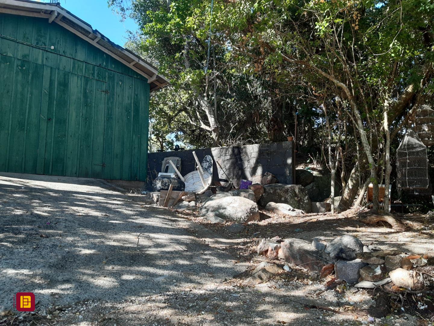 Terreno com 4260m², no bairro Ribeirão da Ilha em Florianópolis