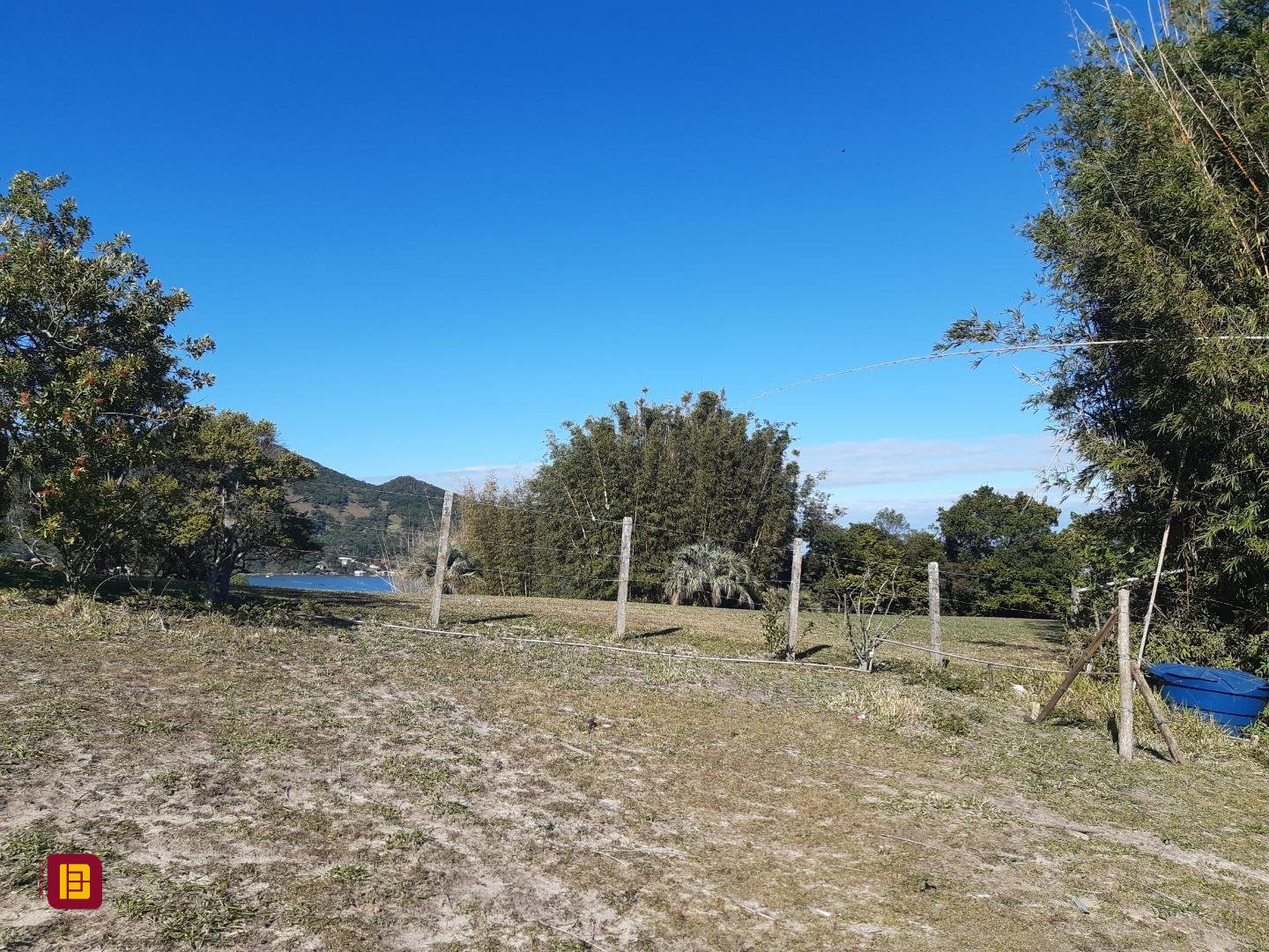 Terreno com 4260m², no bairro Ribeirão da Ilha em Florianópolis
