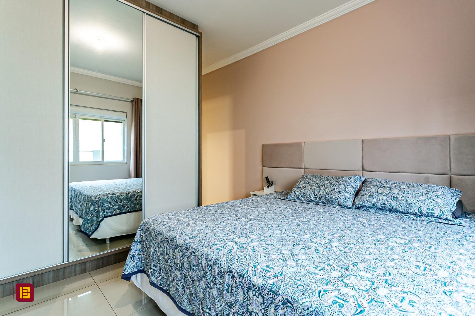 Casa com 120m², 3 quartos (sendo 1 suíte), 2 garagens, no bairro Campeche em Florianópolis
