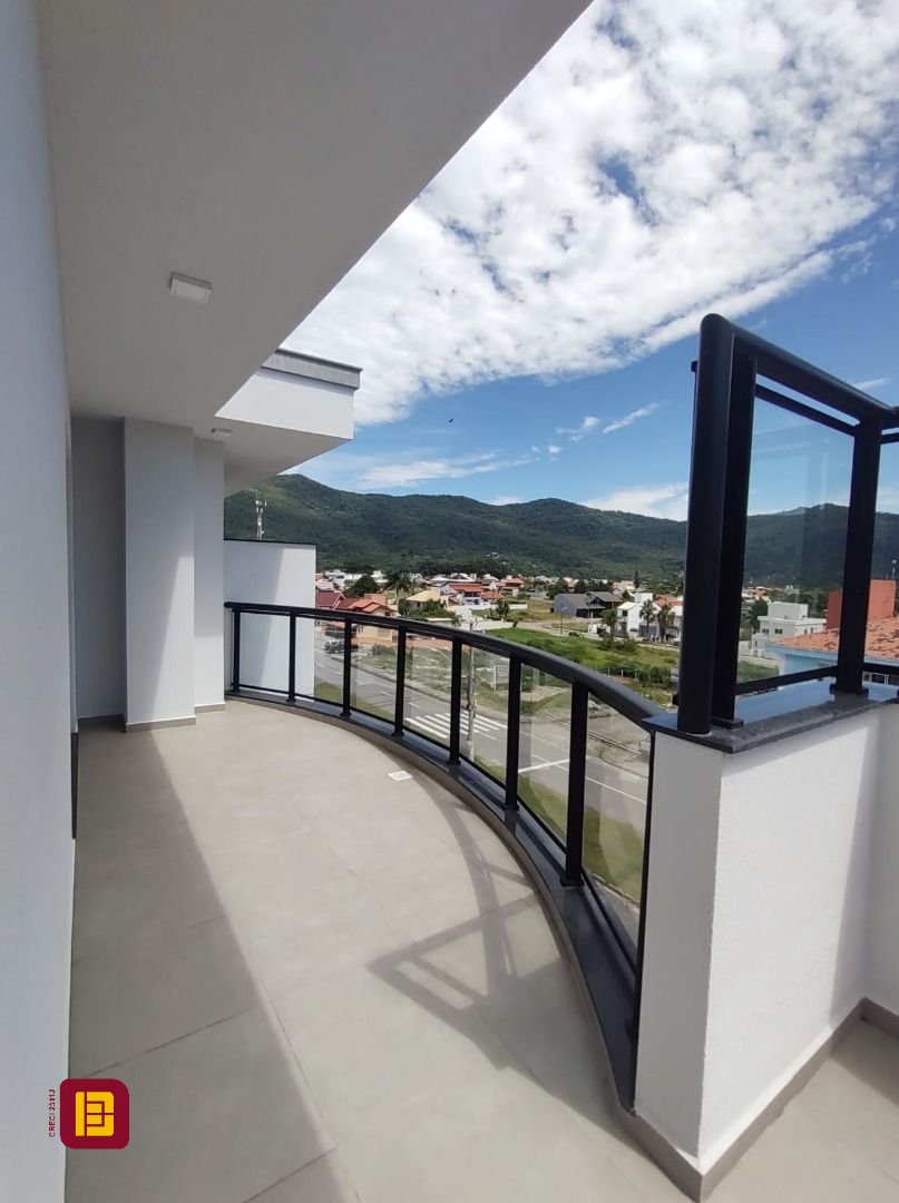 Cobertura com 120m², 2 quartos (sendo 1 suíte), 1 garagem, no bairro Açores em Florianópolis