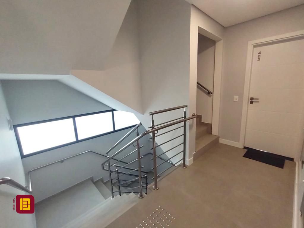 Cobertura com 120m², 2 quartos (sendo 1 suíte), 1 garagem, no bairro Açores em Florianópolis
