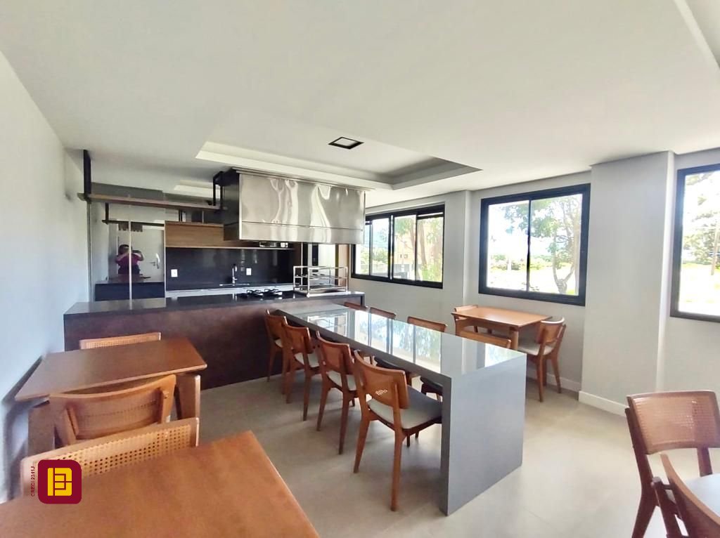 Cobertura com 120m², 2 quartos (sendo 1 suíte), 1 garagem, no bairro Açores em Florianópolis