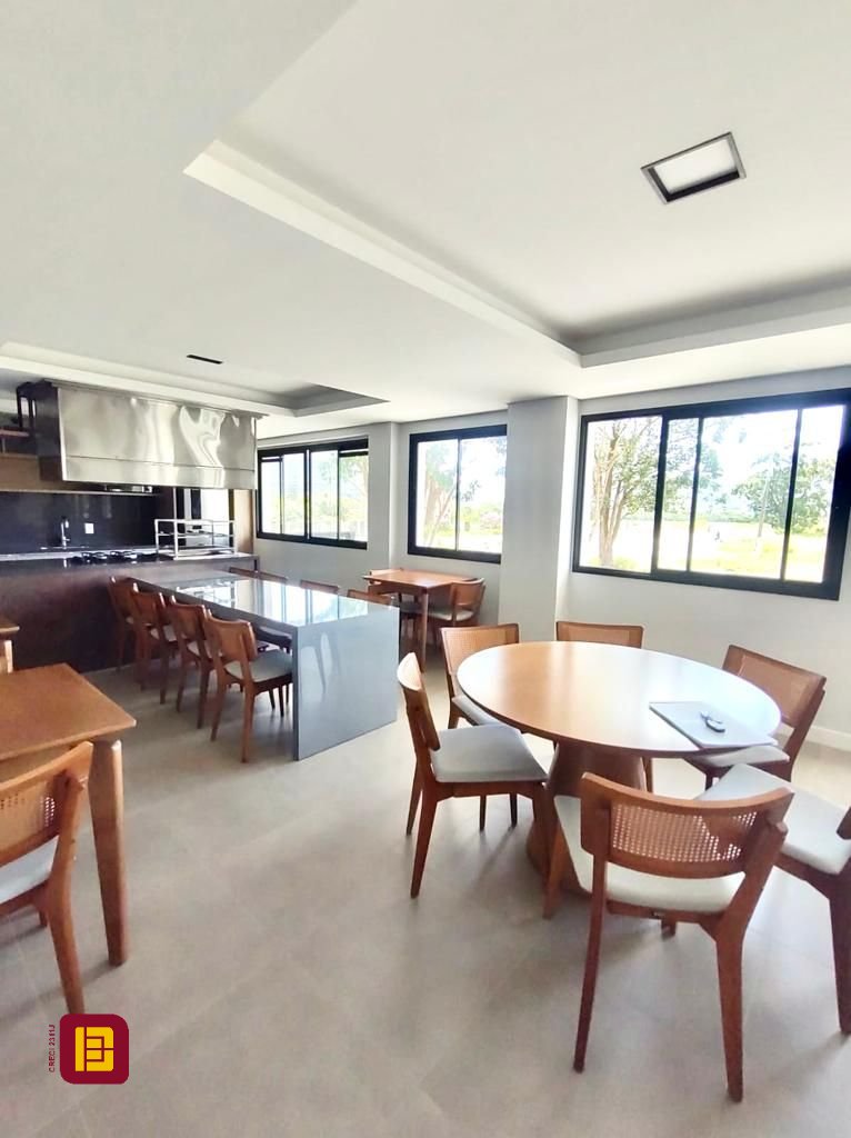 Cobertura com 120m², 2 quartos (sendo 1 suíte), 1 garagem, no bairro Açores em Florianópolis