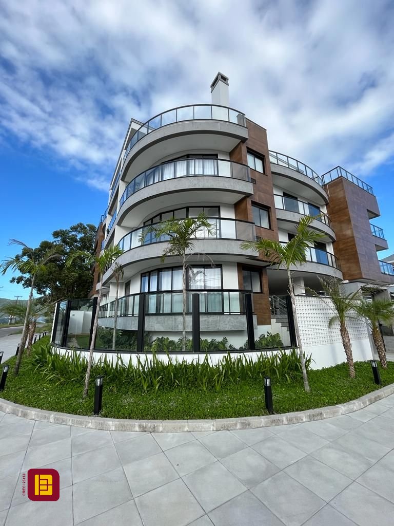 Cobertura com 120m², 2 quartos (sendo 1 suíte), 1 garagem, no bairro Açores em Florianópolis