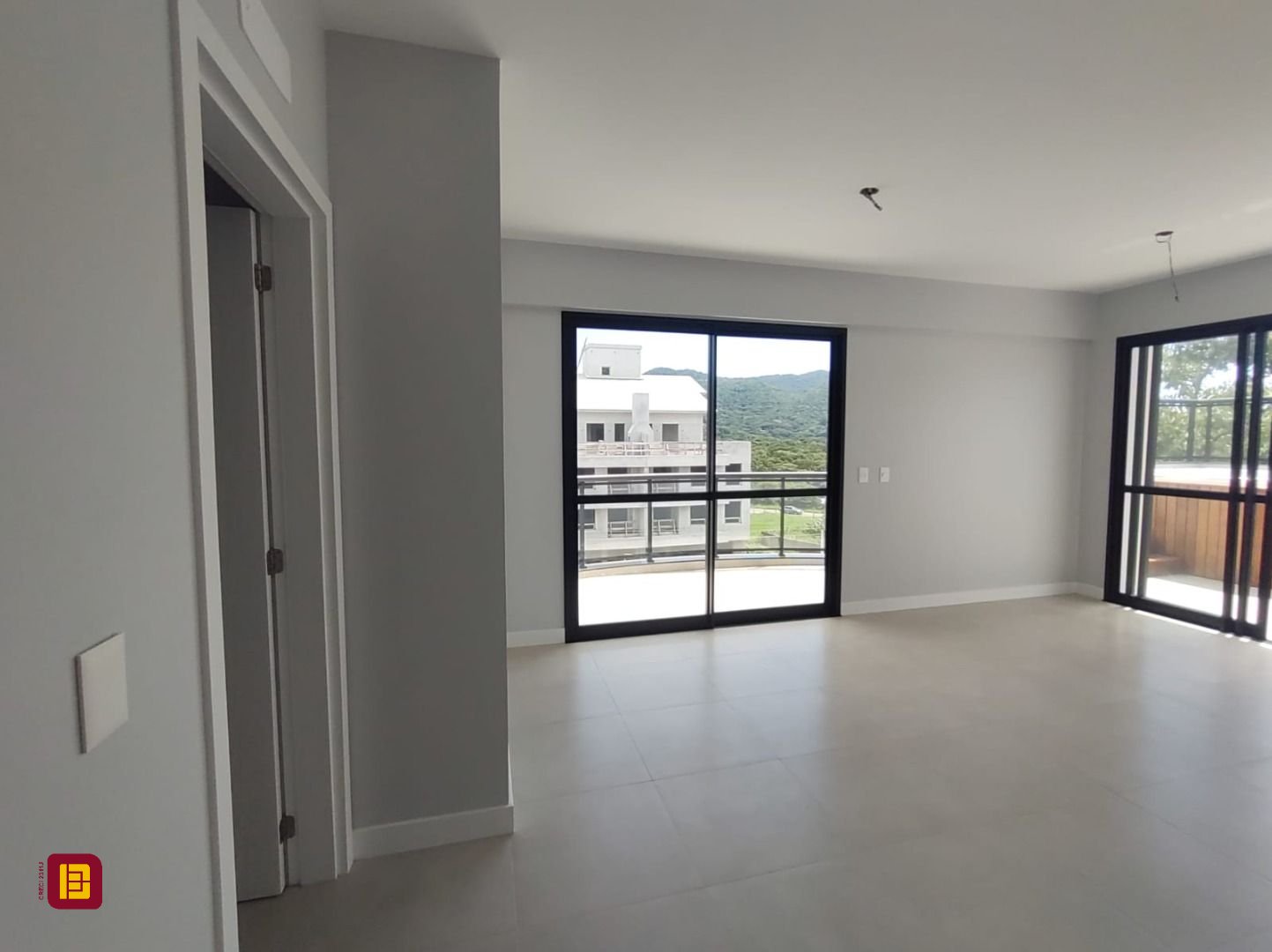Cobertura com 120m², 2 quartos (sendo 1 suíte), 1 garagem, no bairro Açores em Florianópolis