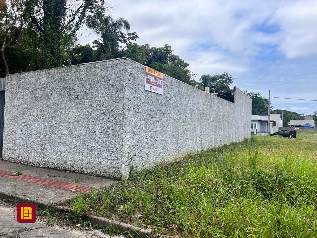 Terreno com 217m², no bairro Bela Vista em Palhoça