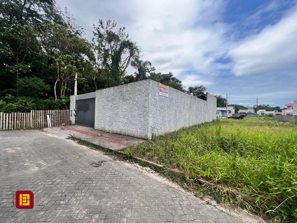 Terreno com 217m², no bairro Bela Vista em Palhoça