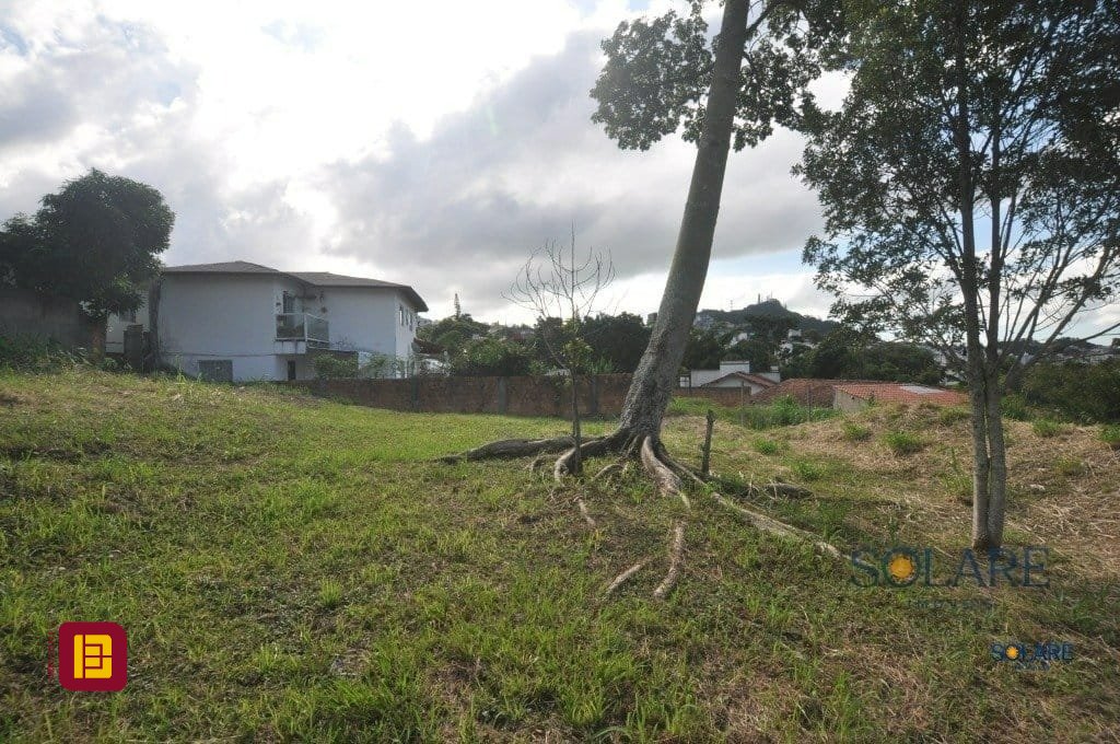 Terreno com 1391m², no bairro Pantanal em Florianópolis