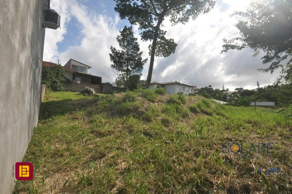 Terreno com 1391m², no bairro Pantanal em Florianópolis