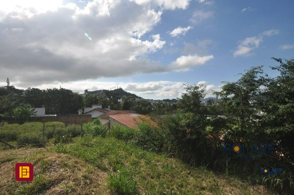 Terreno com 1391m², no bairro Pantanal em Florianópolis