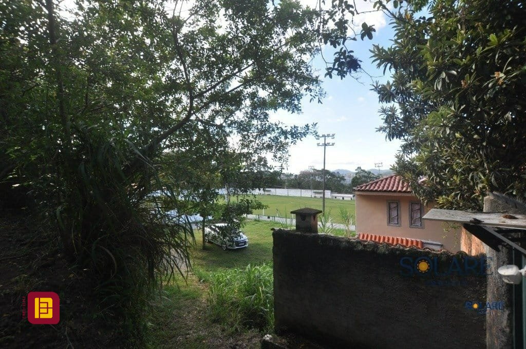Terreno com 1391m², no bairro Pantanal em Florianópolis